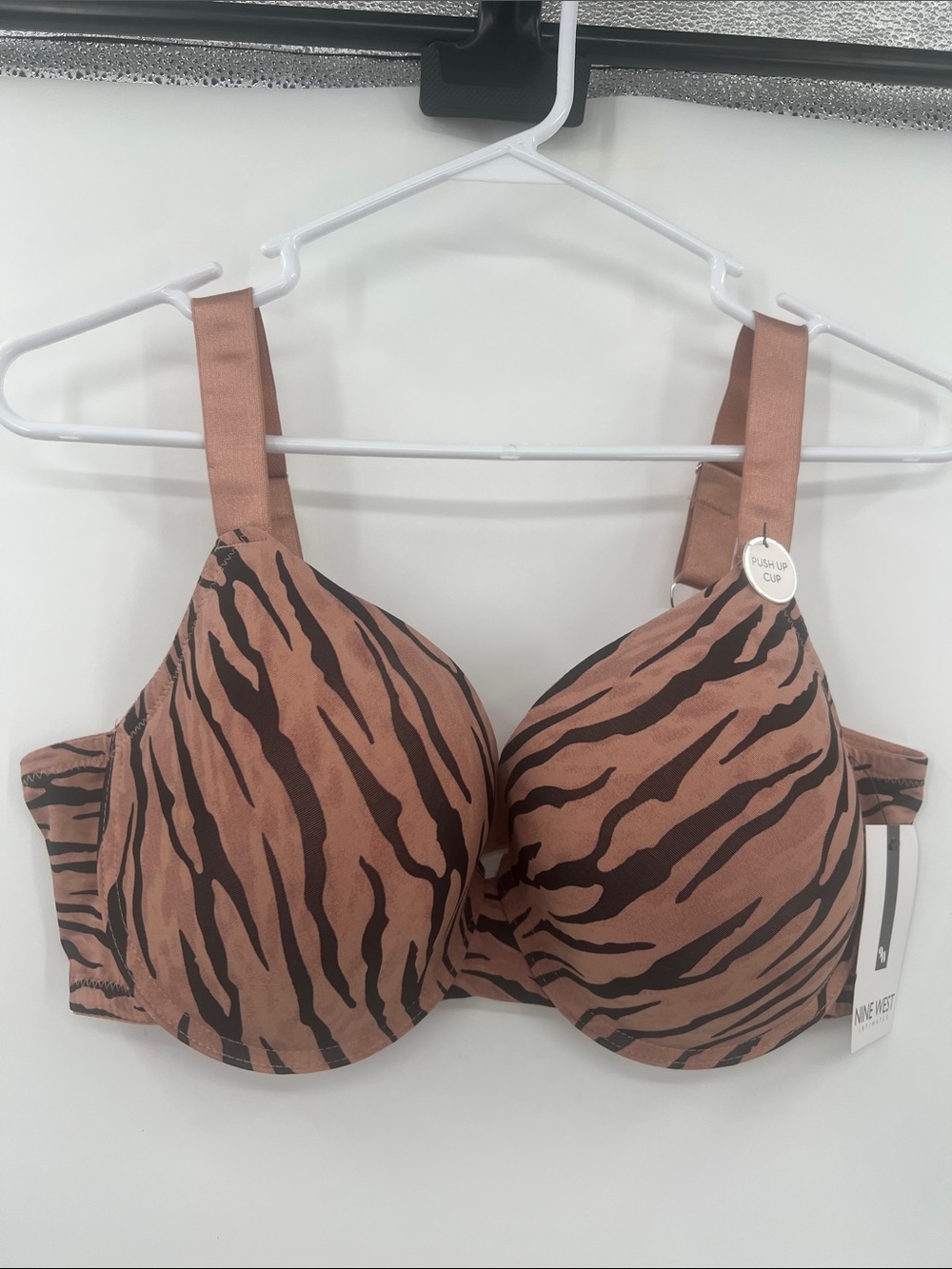 42D  Nine West bra     NWT